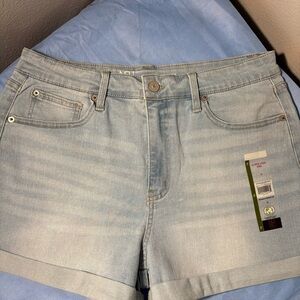 Blue Jean Shorts Light Wash Cuffed Hem super high rise mom